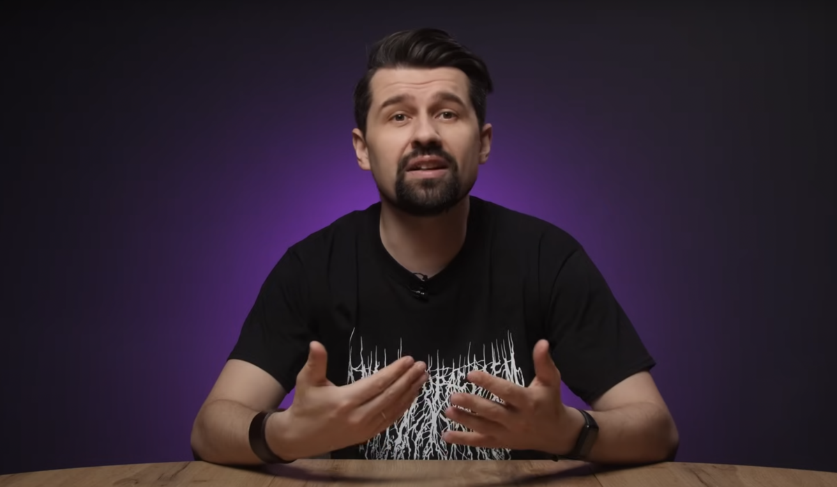 Пісьменнік і журналіст Аляксандр Чарнуха рыхтуе да друку новую кнігу — апавяданні пра дыктатуру і гвалт